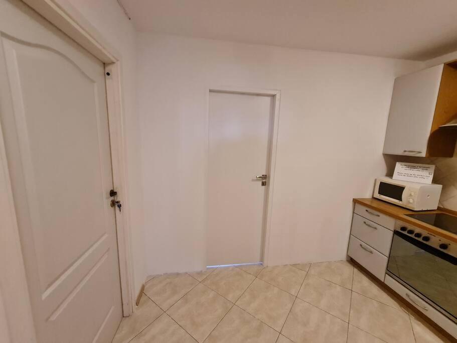Fantastic Apartments - Room #Z2 Warsawa Bagian luar foto
